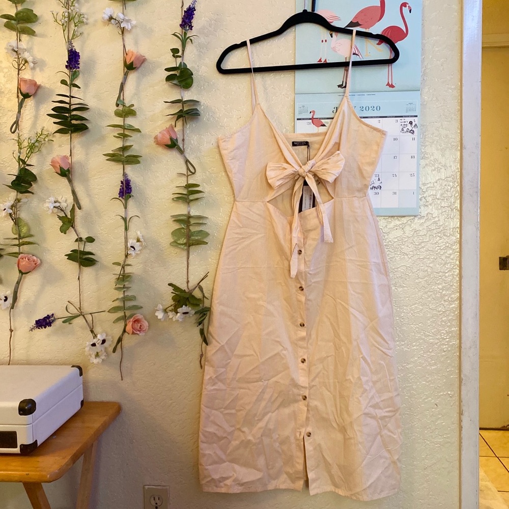 NWT nasty gal pale yellow button down midi dress